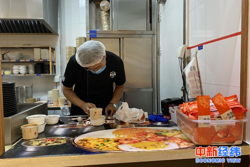 北京餐饮连锁店:拼命活下去 一度靠抵押房子贷款