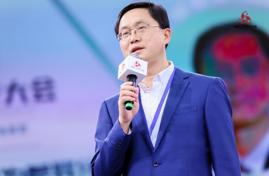 海底捞邵志东网络上总是说如何9块钱吃海底捞我们压力也很大