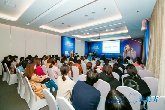 新型智能点阵激光C+B素颜光宣讲会·杭州站在杭州美莱成功举行